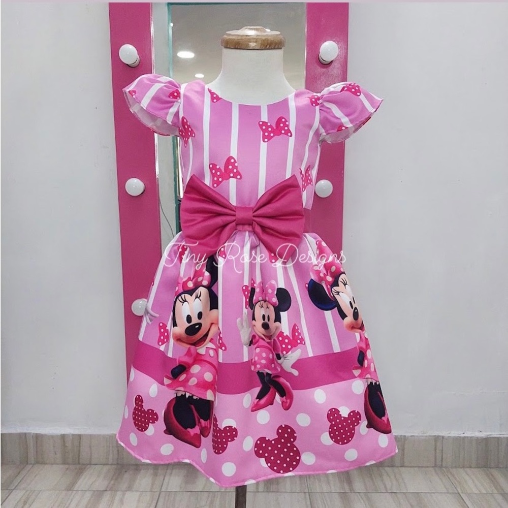 Minnie Mouse dress for girls. Size 4